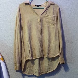 Velvet Heart 100% Rayon button down long sleeve shirt high low